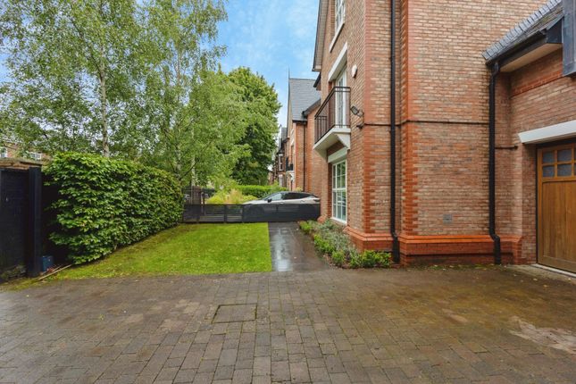 93B, Old Lansdowne Road, Manchester photo 2