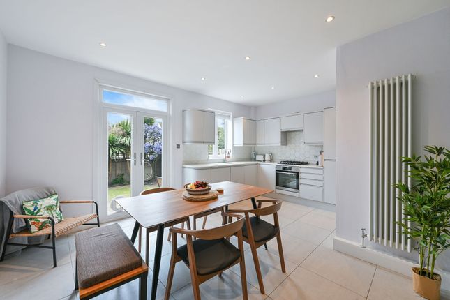 35 Minniedale, Surbiton photo 4