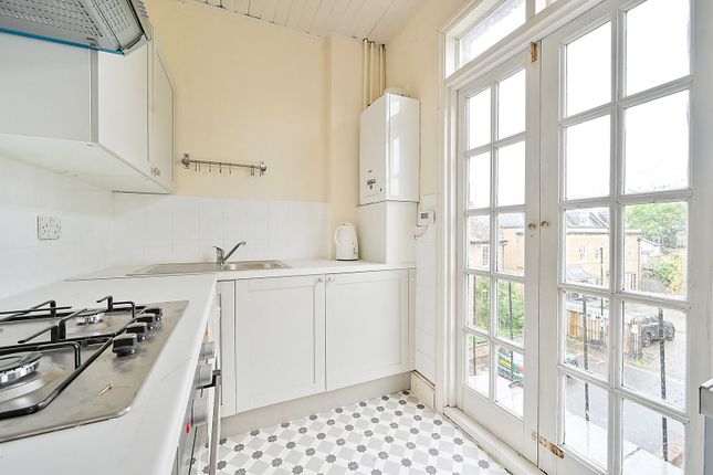 Cromwell Place, Mortlake photo 4