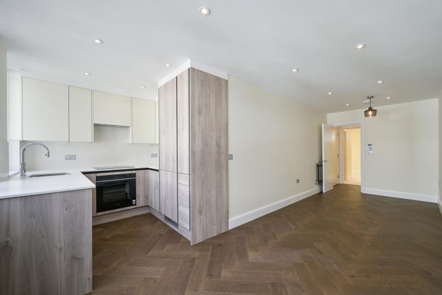4E,, Shirland Mews, London photo 5