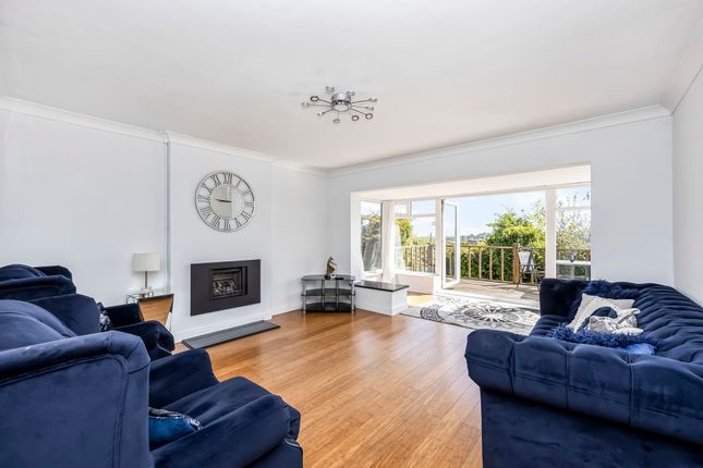 55 Fernwood Rise, Brighton photo 4