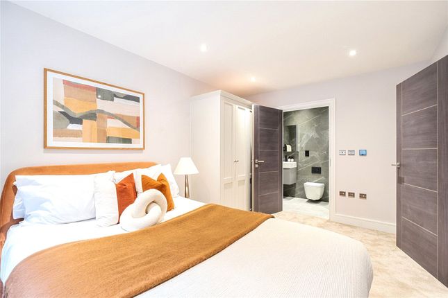 Flat 3, 30-36, Stamford Road, London photo 5