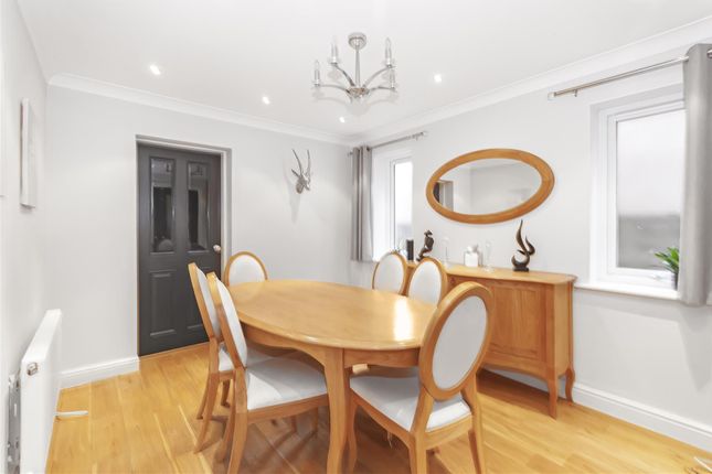 85, Turton Heights, Bolton photo 4