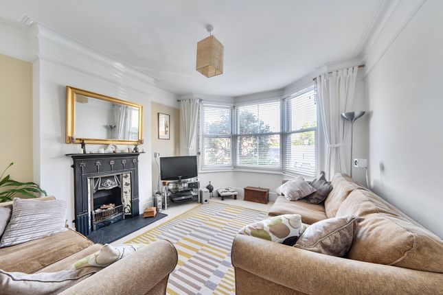 44, Myddleton Road, Uxbridge photo 2