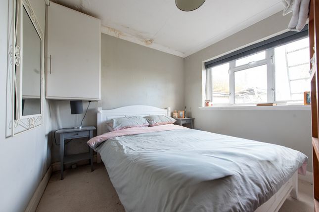 Willow Bank Cottage, Sea Road, East Sussex photo 3