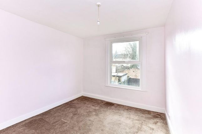 Property to rent in Pearl Road, London