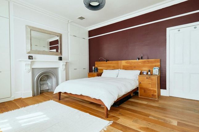 6 BERESTEDE ROAD, LONDON, LONDON photo 3
