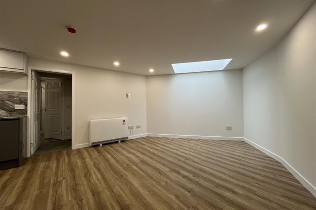 8, Canal Crescent, Perth photo 4