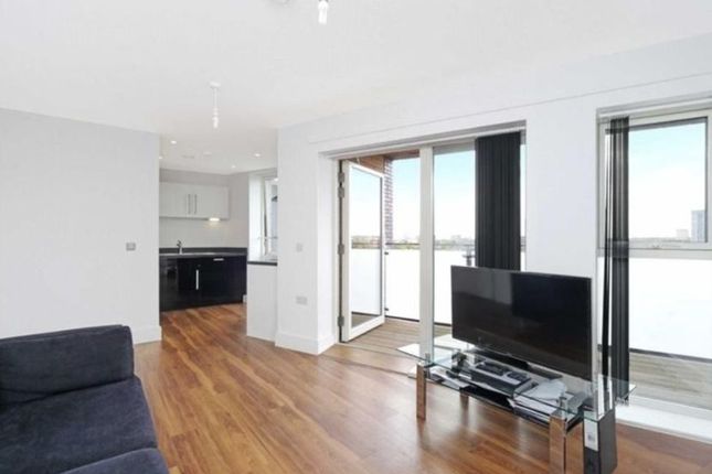 Flat to rent in Loudoun Road, London