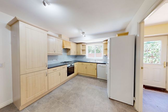 22, Coburn Gardens, Glos photo 4