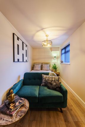 Room 2, 7 Junction Street, Derby photo 2