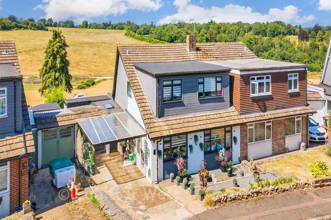 9, Langley Close, Epsom photo 2