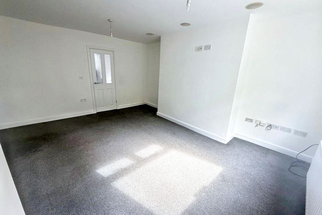 23, Grieves Row, Cramlington photo 2