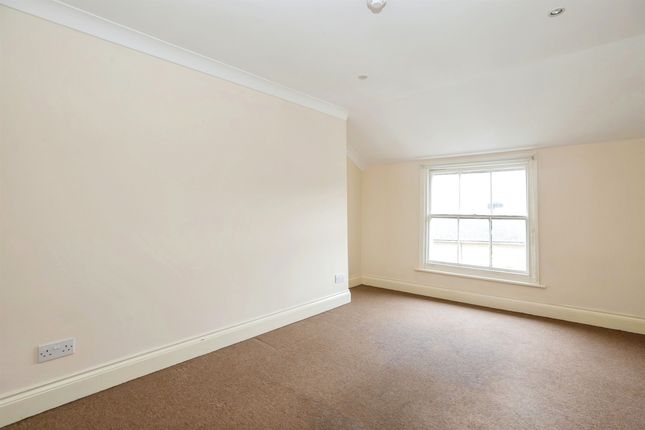 Flat for sale in Havelock Road, Hastings