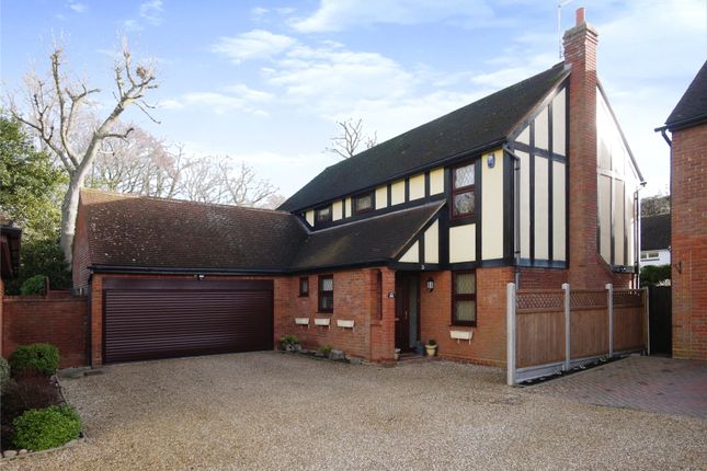 Thumbnail Detached house for sale in Brentwood Place, Brentwood, Essex