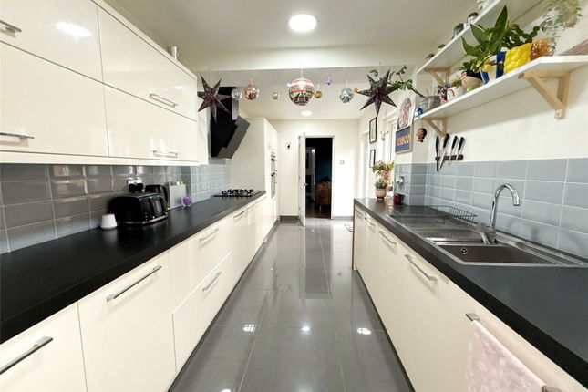 396 Stamfordham Road, Newcastle Upon Tyne photo 3