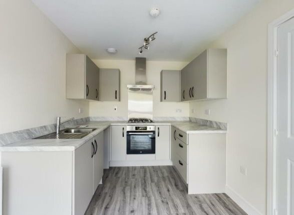 24, Robertson  Drive, Robertson  Drive photo 2