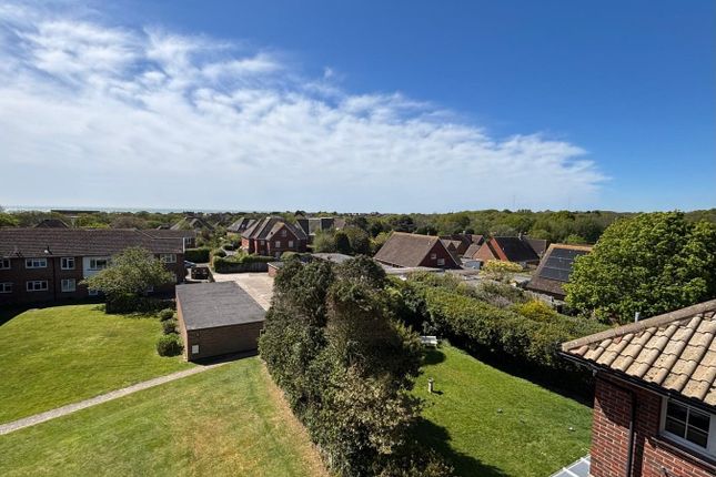 14 The Normans, Normandale, Bexhill on Sea photo 3