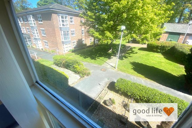 17, Beecholm Court, Sunderland photo 4
