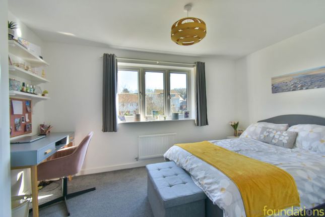 2, Spring Close, Bexhill-on-sea photo 4