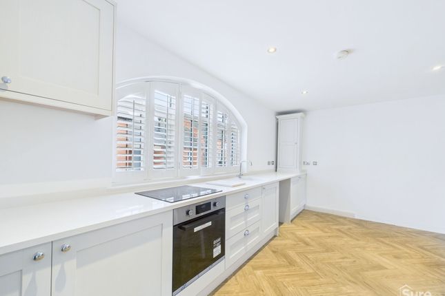 Chestnut Barn Copperfield Mews Dunstall Road, Burton-On-Trent photo 3
