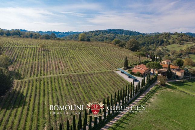 Farm for sale in Florence, Tuscany, Italy