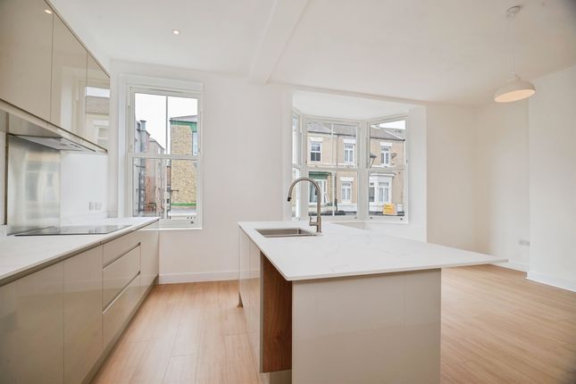 Flat 1, 3a, Amber Street, Saltburn-By-The-Sea photo 4