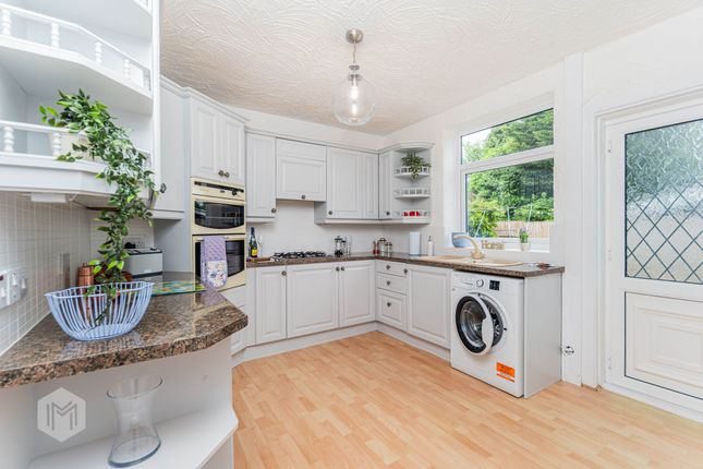 22 Tottington Road, Bolton photo 4