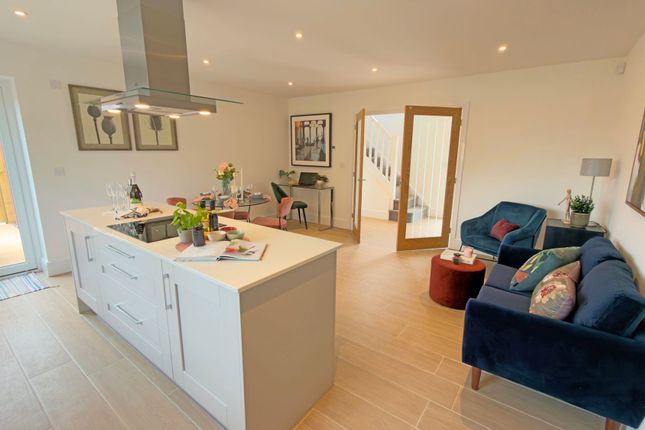 The Hanley Plus, Saffron Grove, Upton- Upon- Severn photo 2