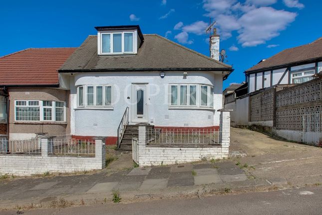3-bed house on 10, Winston Avenue, London, £550,000