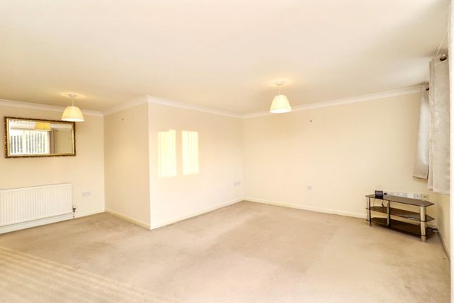 7 Sheraton House, Blandford Close, Stockton-On-Tees photo 4