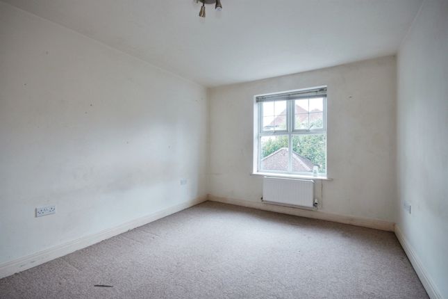Maisonette for sale in Talbot Road, Winton, Bournemouth