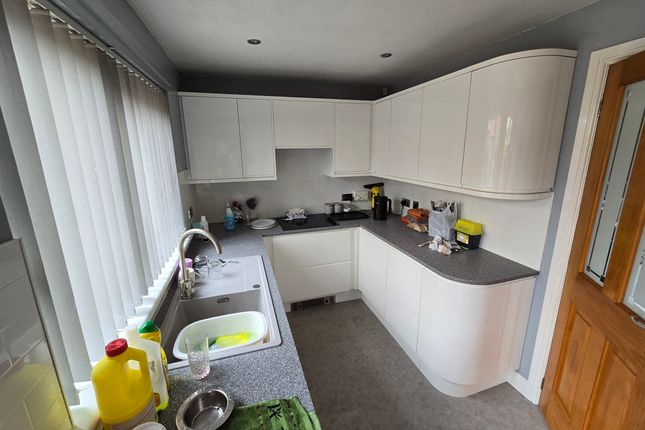 23 West Pilton Lea, Edinburgh photo 3