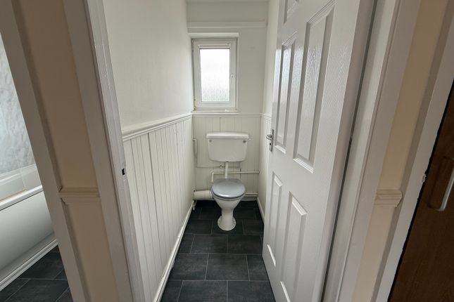 73, Montague Crescent, Northampton photo 5