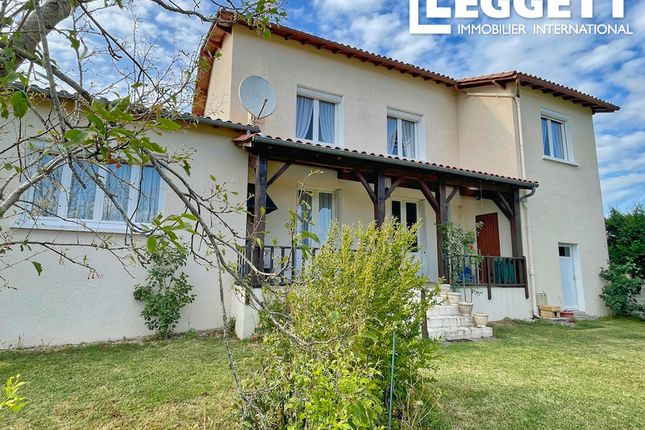 Villa for sale in Saint Aulaye-Puymangou, Dordogne, Nouvelle-Aquitaine