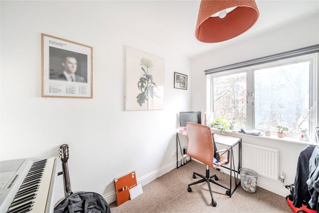 12, Freeman Court, London photo 4
