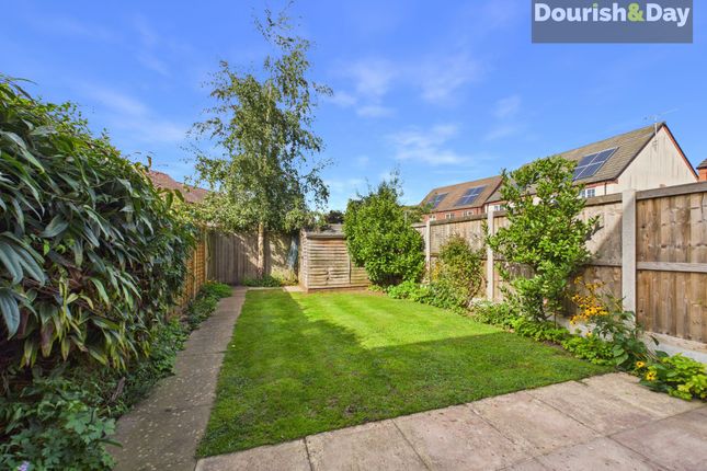 9 Osborne Park, Stafford photo 4
