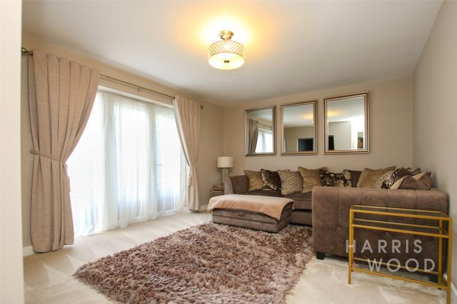 1, Abrey Close, Colchester photo 4