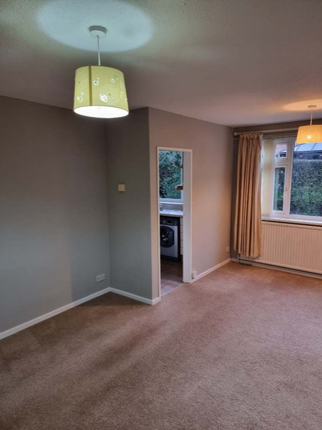 105 Derbyshire Court, Sheffield photo 4