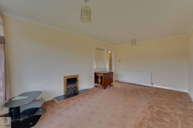 8, Barn Close, Stafford photo 2