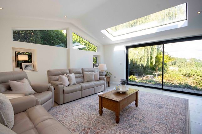 Timbers, Stag Lane, Chorleywood photo 2