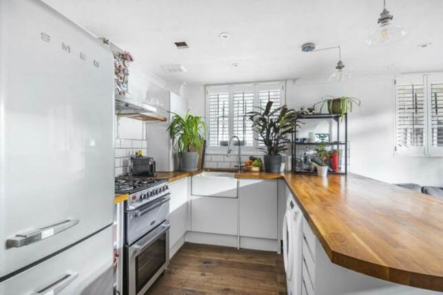 Flat for sale in Lantern House, Connaught Mews