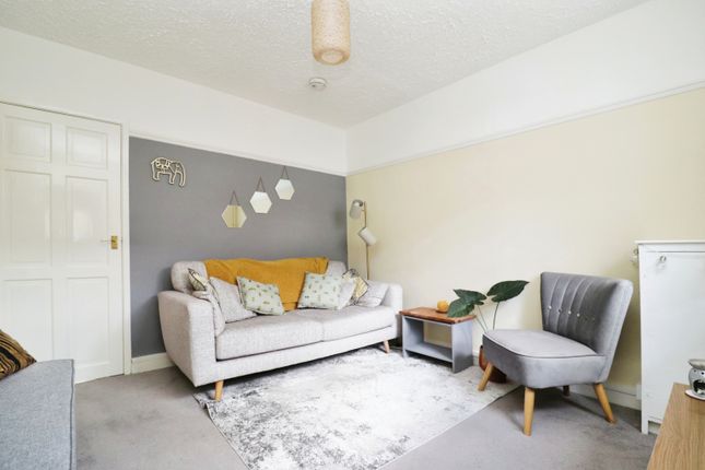 Terraced house for sale in Cambridge Street, Rugby, Warwickshire