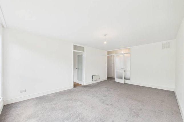 Flat 3, Stephen Court, Bromley photo 3