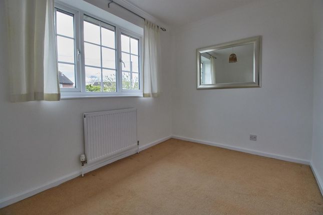 End terrace house for sale in Grange Drive, Burbage, Hinckley