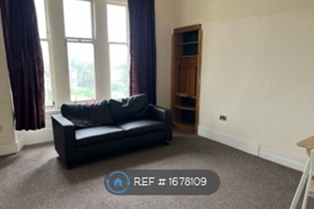 Thumbnail Flat to rent in Summertown Road, Glasgow