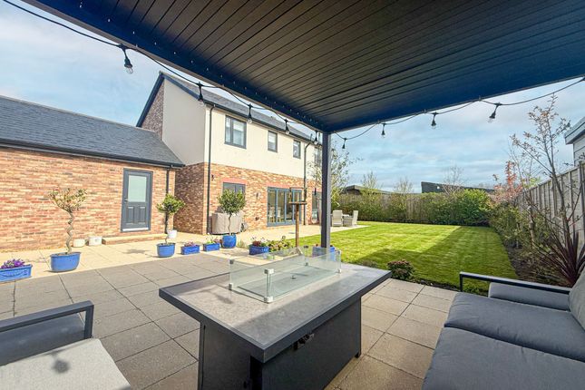 16 Jane Grove, Wirral photo 4