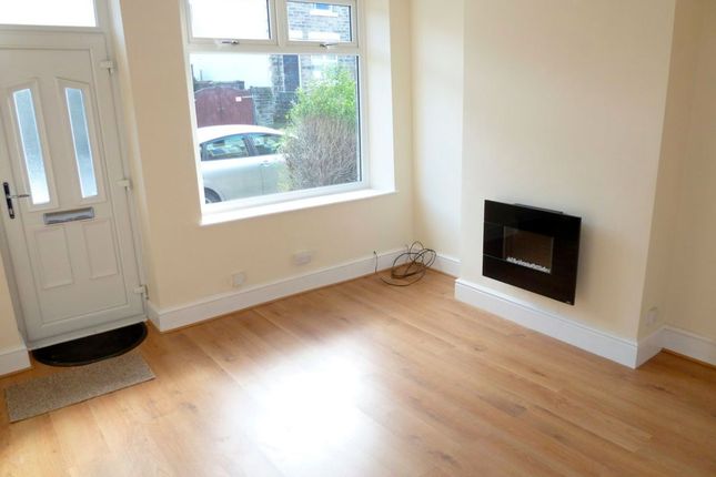 14 Kirkstone Road, Sheffield photo 2