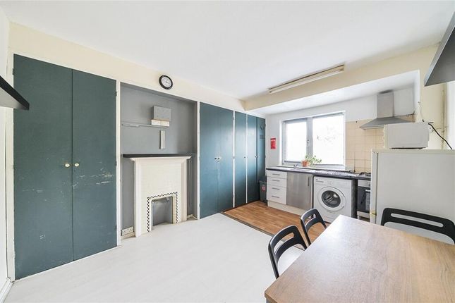 189, Woodmansterne Road, London photo 3