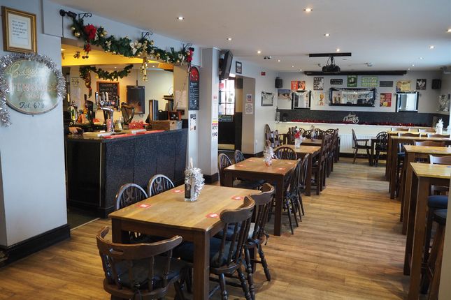 Pub/bar for sale in Licenced Trade, Pubs &amp; Clubs DN14, East Yorkshire
